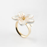 Bague fleur blanche