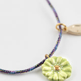 Bracelet cordon fleur verte