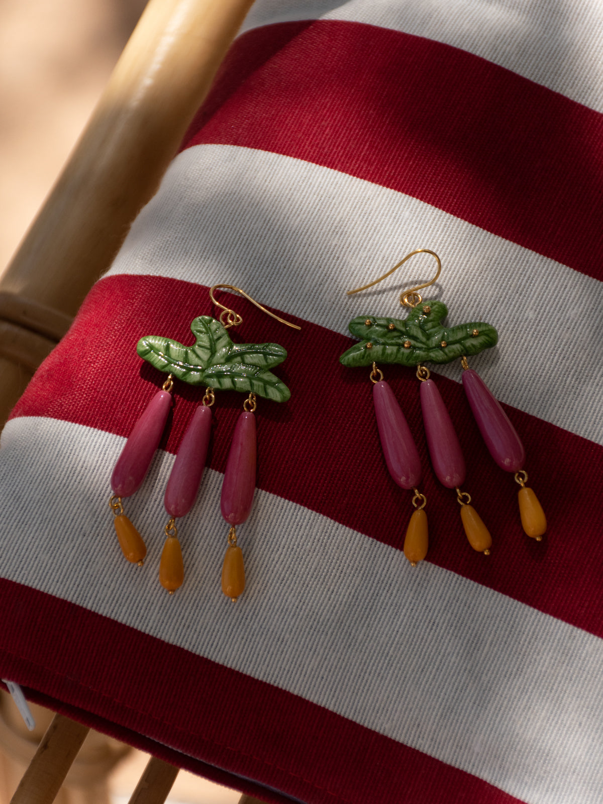 Boucles d'oreilles feuilles de bananier & gouttes