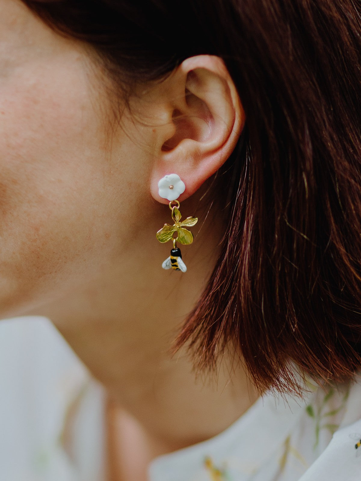 Boucles d'oreilles fleur et abeille nach