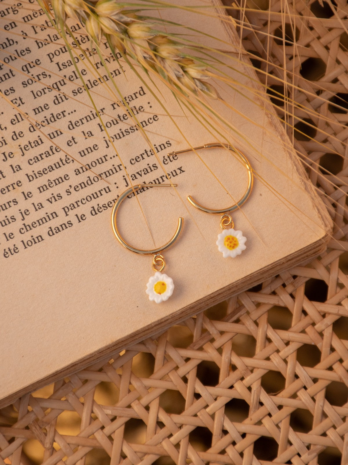 Boucles d'oreilles fleur marguerite en porcelaine Nach