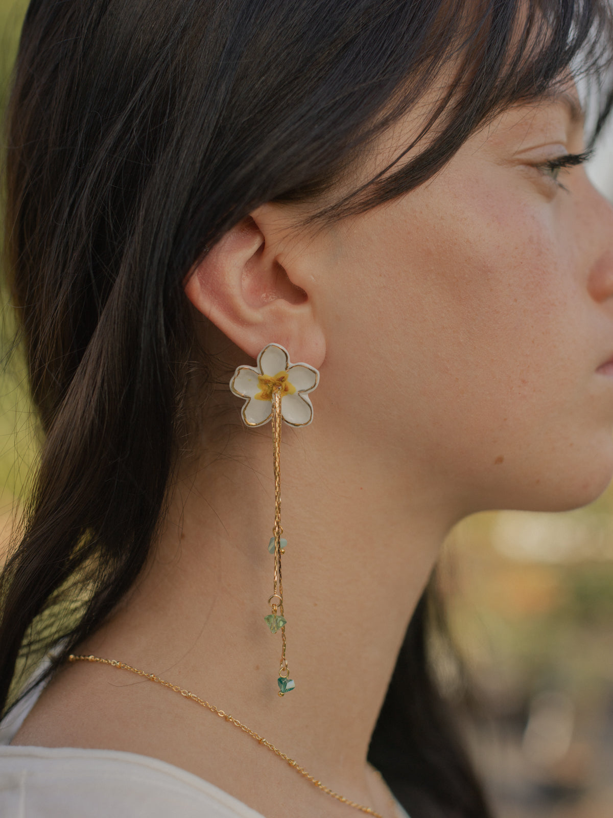 Boucles d'oreilles pendantes fleur de poirier