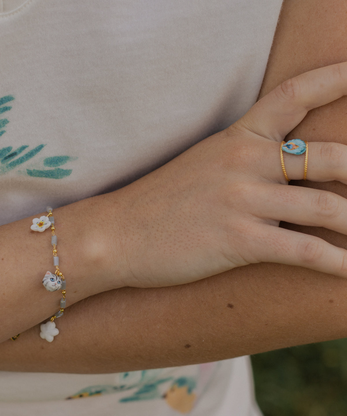 Bracelet fleur de poirier & chaton tabby