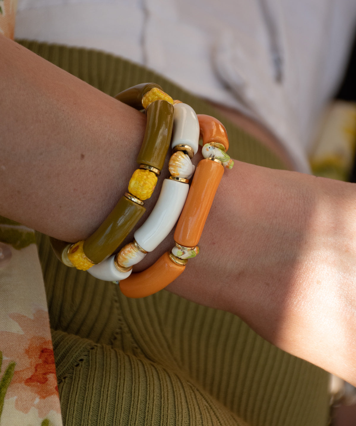 Bracelet perles blanches coquillage