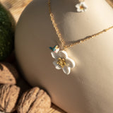 Collier fleur de poirier & oiseau