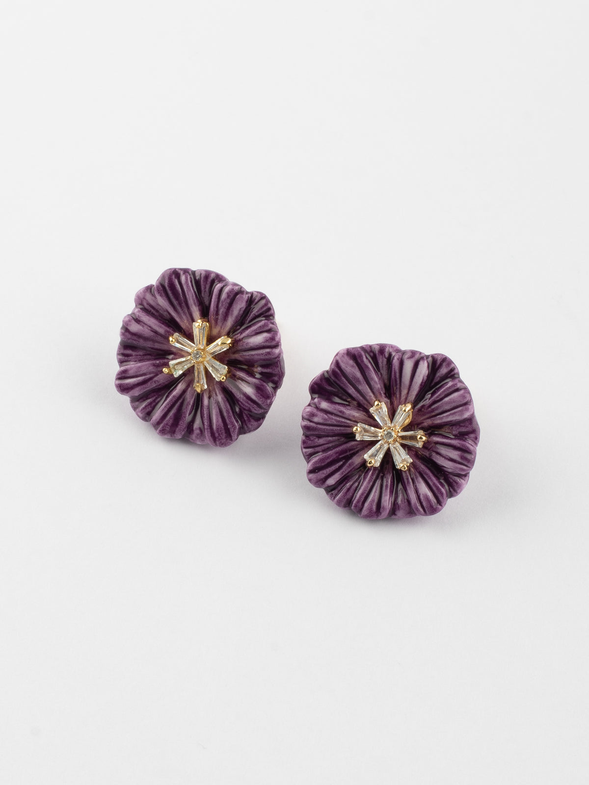 Puces d'oreilles chardon violet